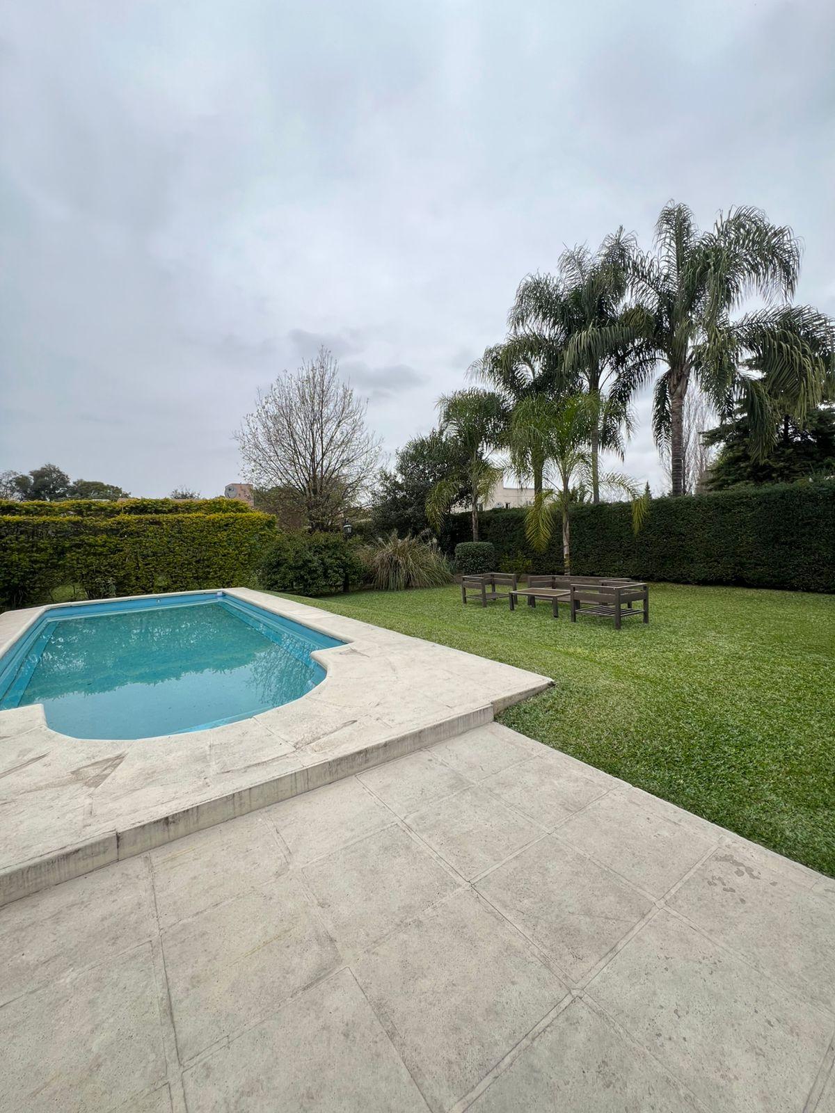 Casa en COUNTRY LA CAÑADA · Yerba Buena (a confirmar)
