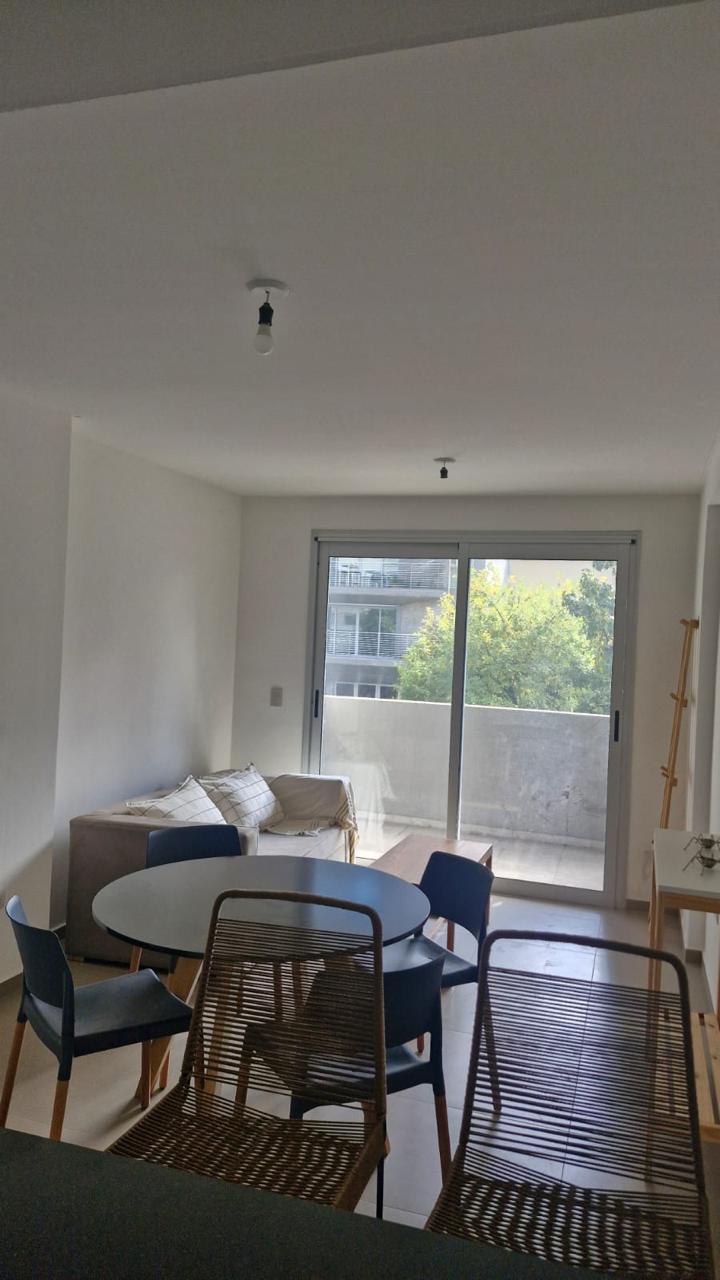 Departamento en LAPRIDA 735 · foto 2